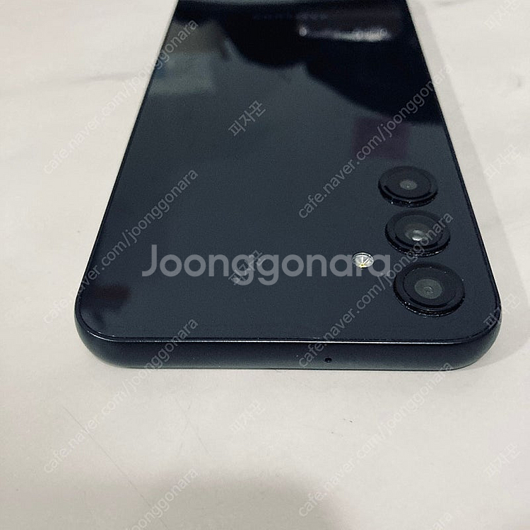 갤럭시 A24 블랙 128기가 액정S급 매우깔끔한기기 8만3천원 판매합니다!--3