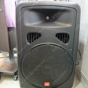 JBL 이온 15인치 앰프 내장형 스피커