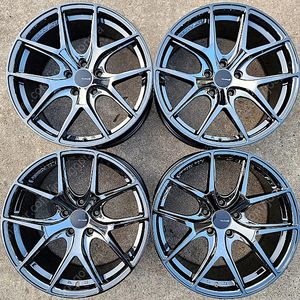 [인천휠/18인치중고휠] 18인치 레이싱R TYPE-R2 블랙크롬 중고휠 8.0J 9.0J PCD 114.3 5홀