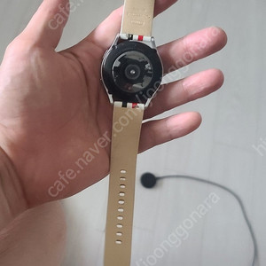 워치4 40mm 팝니다. 톰브줄 포함