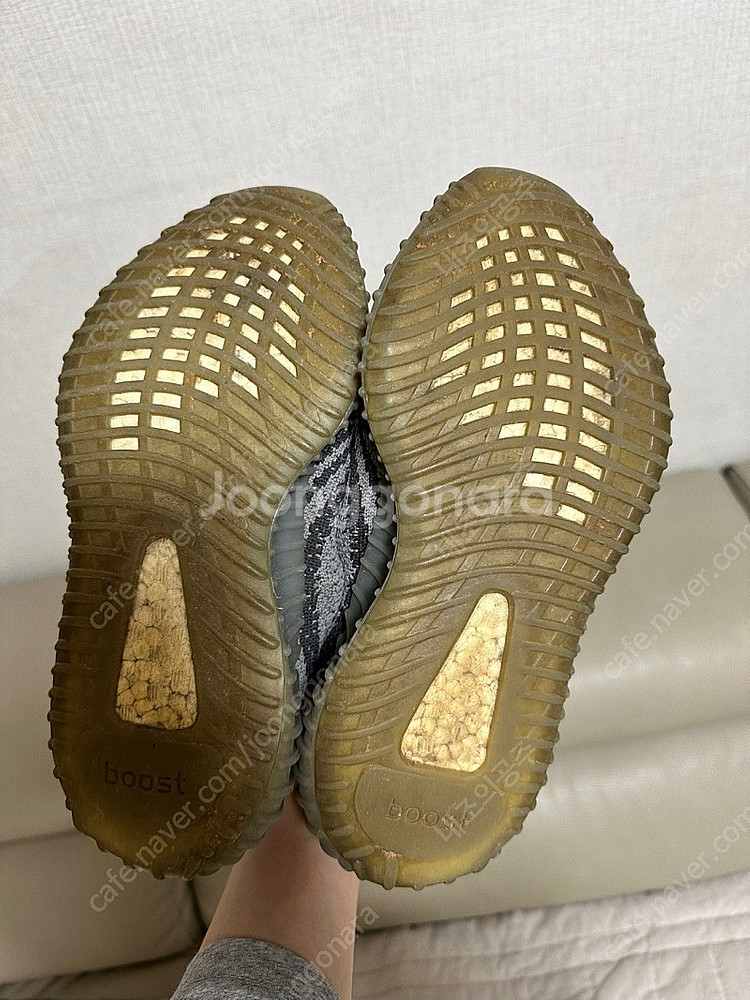 아디다스 이지부스트 350 V2 지브라 240mm--5