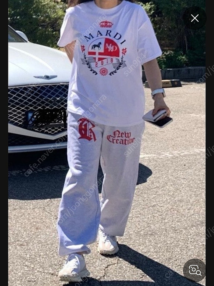 마르디메크리디 반팔라운드티셔츠 프리사이즈 이미지