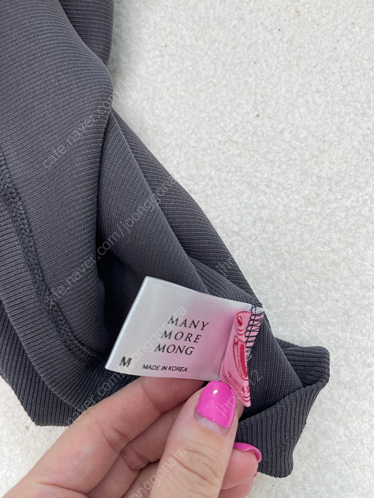 (새옷)매니모어몽 spooky monster 배색 나시티 이미지