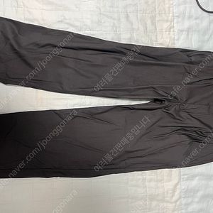 23ss 산티아고 슬랙스 차콜3사이즈 팝니나