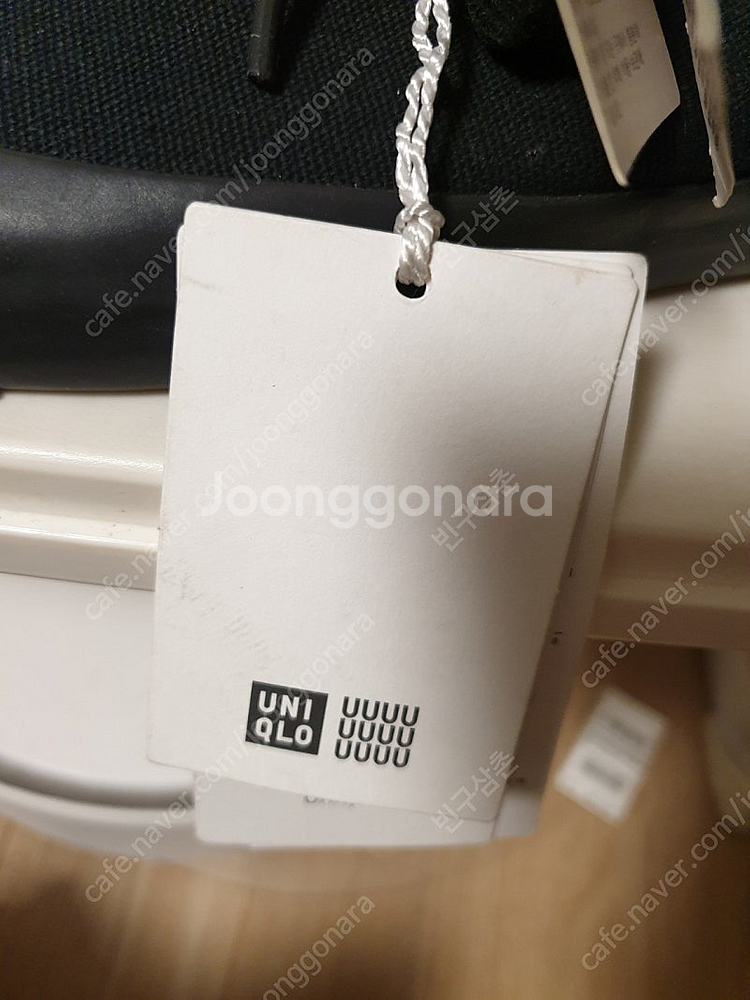 유니클로 U 캔버스 스니커즈 새상품--2