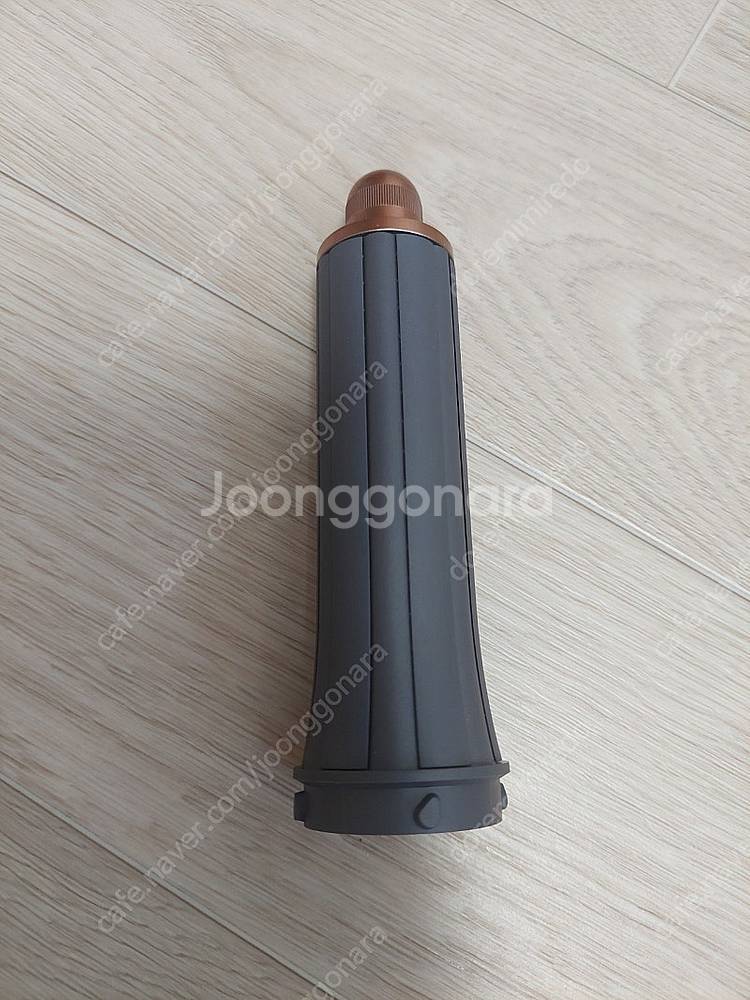 새상품 다이슨 정품 에어랩 30mm 숏배럴 양방향 30...--4