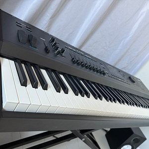 커즈와일 포르테7 Kurzweil Forte7 + Yamaha HS5 1조 판매