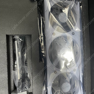 7일 사용 GALAX 지포스 RTX 5080 EX GAMER WHITE OC D7 16GB