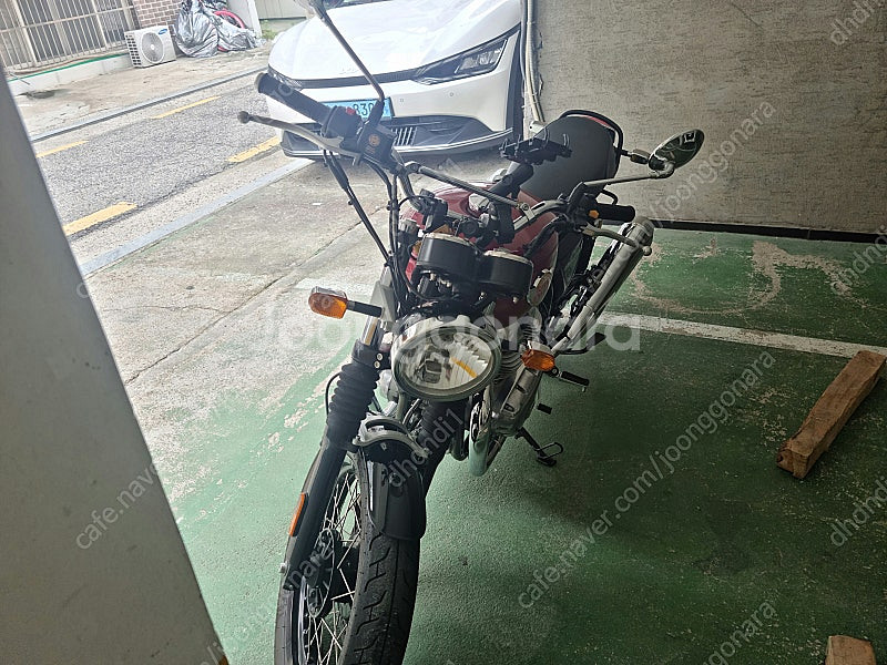 로얄엔필드 인터셉터 650 21년--2