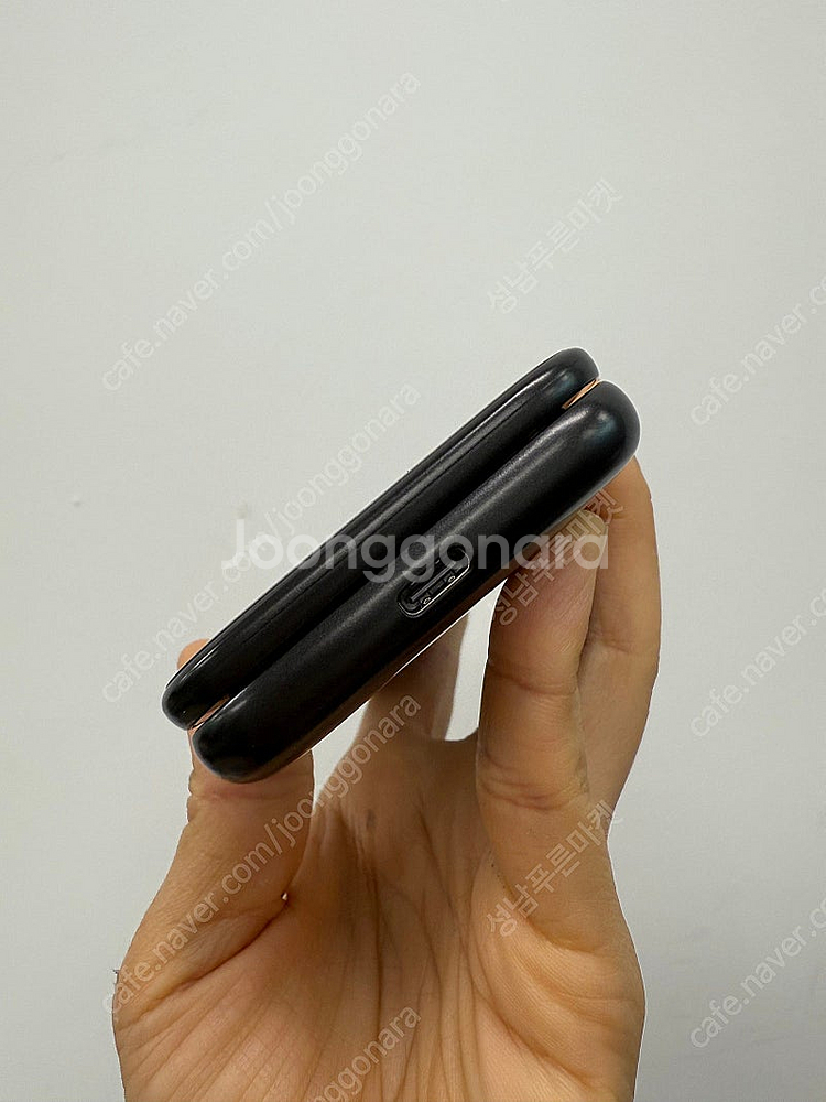 M120 마이브 스타일폴더폰 블랙 32기가 7만 판매합...--2