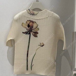 이세이미야케 라넌큘러스 탑 새상품