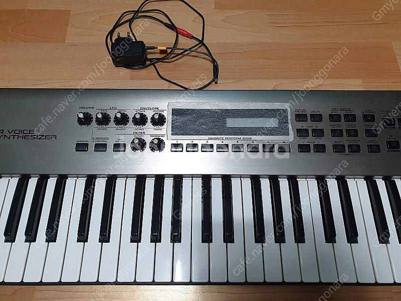 롤랜드 Roland RS-5 61건반 신디사이저--1