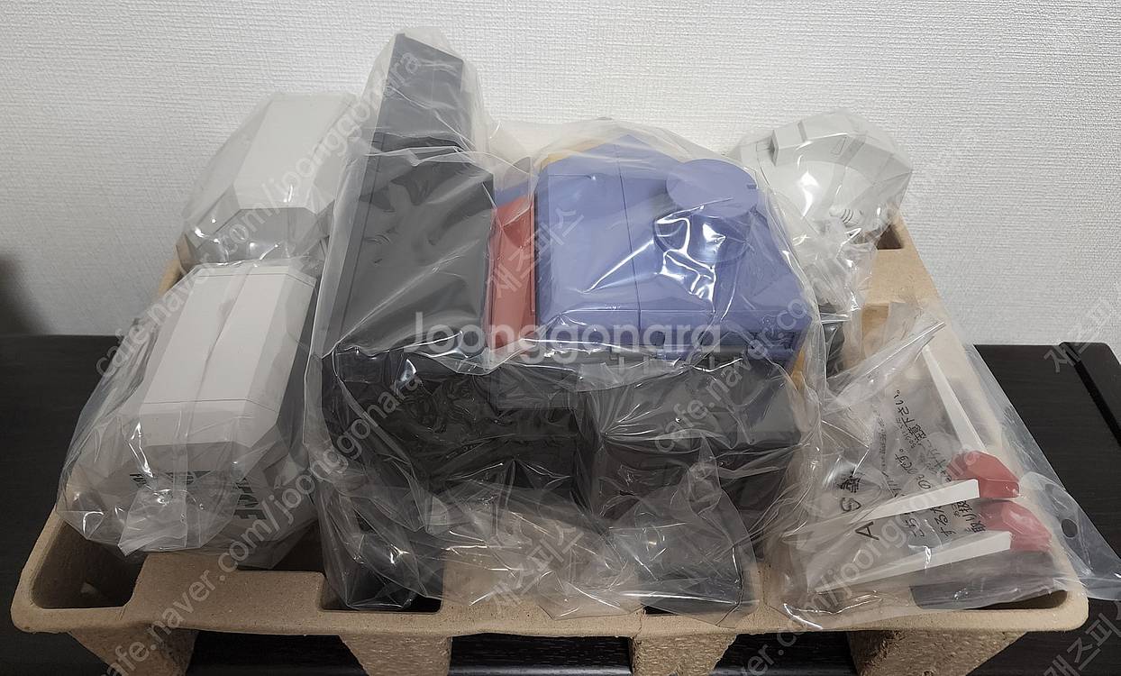 1/20 퍼스트 건담 흉상 일반판 Display Cas...--3