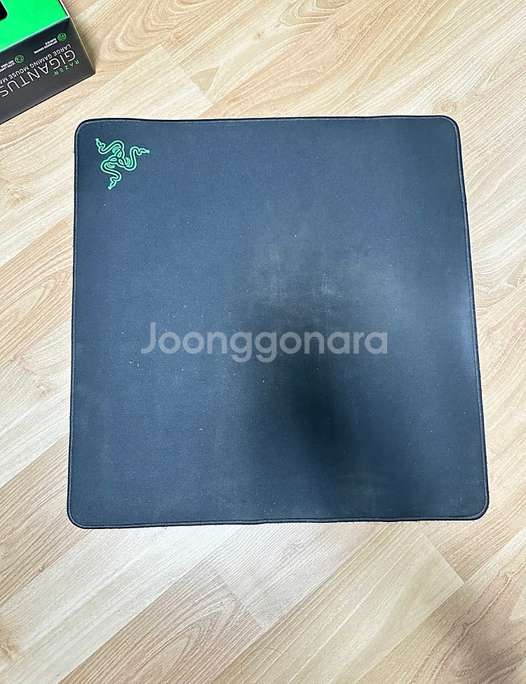 레이저 기간투스 엘리트 마우스패드--1