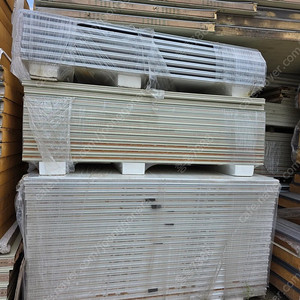 (판매)우레탄보드 샌드위치판넬 조립식판넬 스치롤품판넬 조립식창고 저온창고 컨테이너 콘테이너 H밤