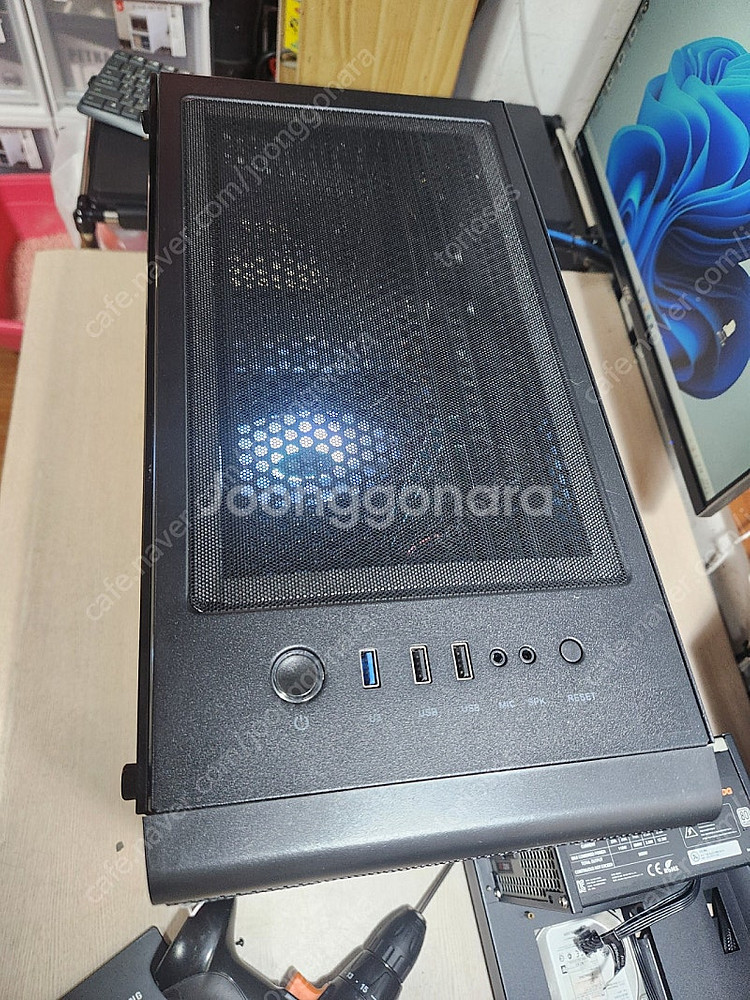 9700K/Z390/16G/600W/HDD1T 23만--1