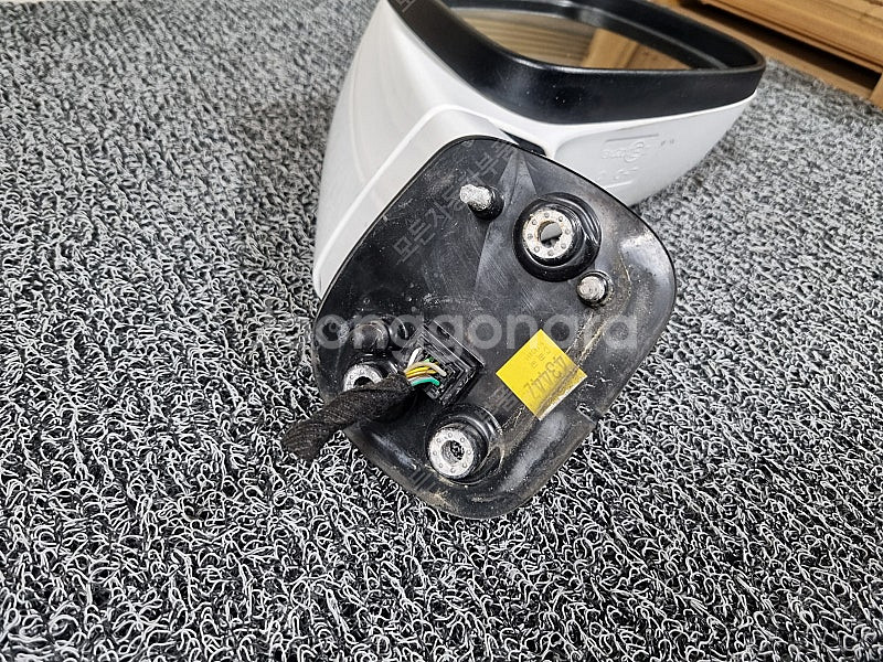 쉐보레 올란도 차콜 그레이 화이트 7핀 9핀 10핀 사이드미러 사이드밀러 판매합니다.--2