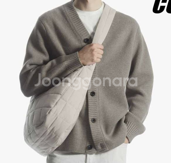 코스 퀼티드 메신저백 립스탑 스톤--0