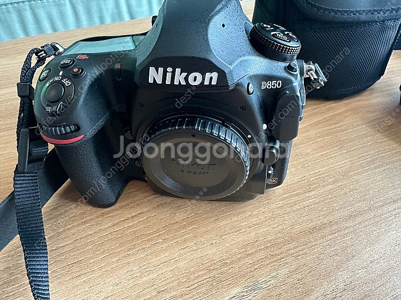 D850 풀셋트 팝니다. 정품 세로그립 포함--3
