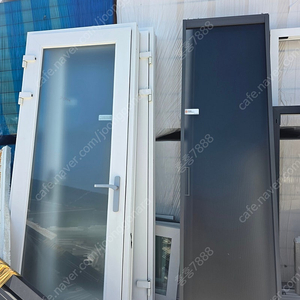 (판매)이종창 창호 샷시 LG창 H빔 토목공사 축사공사 판넬 컨테이너 콘테이너 철구조물