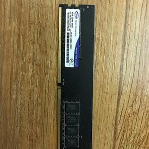 DDR4 4GB 램 메모리