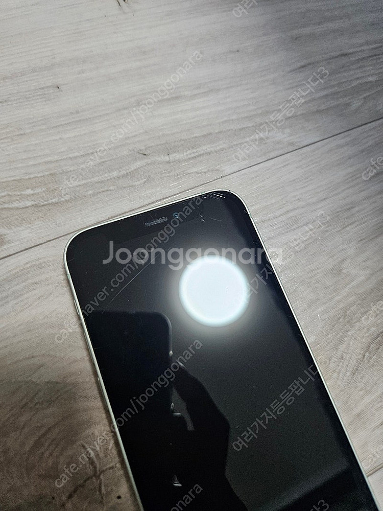 아이폰12미니 128GB 팝니다. (배터리75%, 찍힘...--1