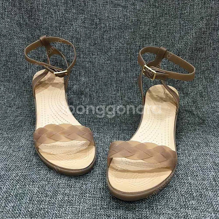 크록스 이자벨라 블록 힐 샌들 204002-81D(25...--2