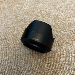 소니 자이즈 55mm F1.8 후드 ALC-SH131