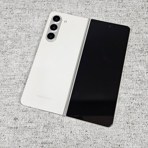 F946N 갤럭시Z폴드5 512GB 크림색상 외관깔끔/무잔상/ 65만 판매합니다