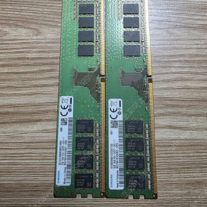 삼성 DDR4 2400T 8X8 16GB 팝니다