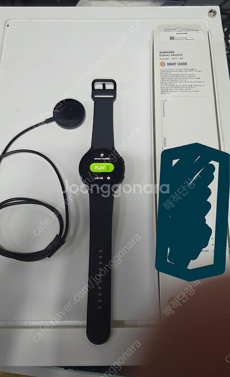 갤럭시워치4 골프 에디션 44mm 블랙 색상입니다.--5