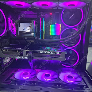 ASUS ROG DESTRIER ERGO 아수스 의자 삽니다 연락주세요