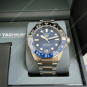 태그호이어 아쿠아레이서 신형 GMT 팝니다