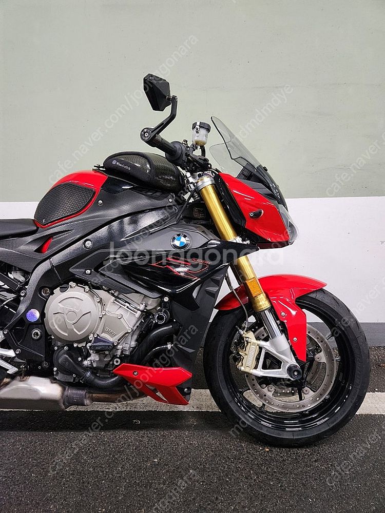 18년식 BMW S1000R (싱글알) 컨디션최상 판매...--1