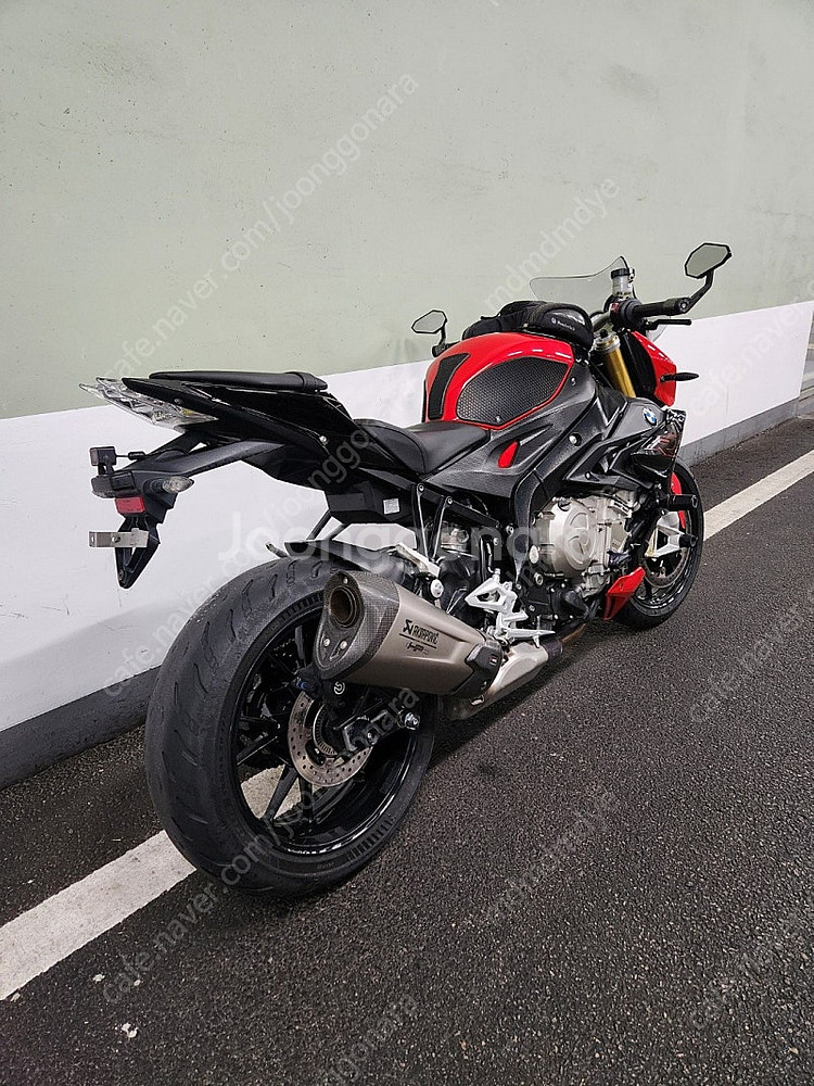 18년식 BMW S1000R (싱글알) 컨디션최상 판매...--3