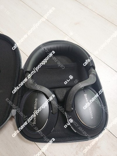 바워스앤윌킨스 무선 헤드셋 (블랙)--2