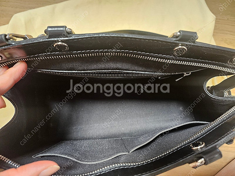 루이비통 에삐브레아 유광--3