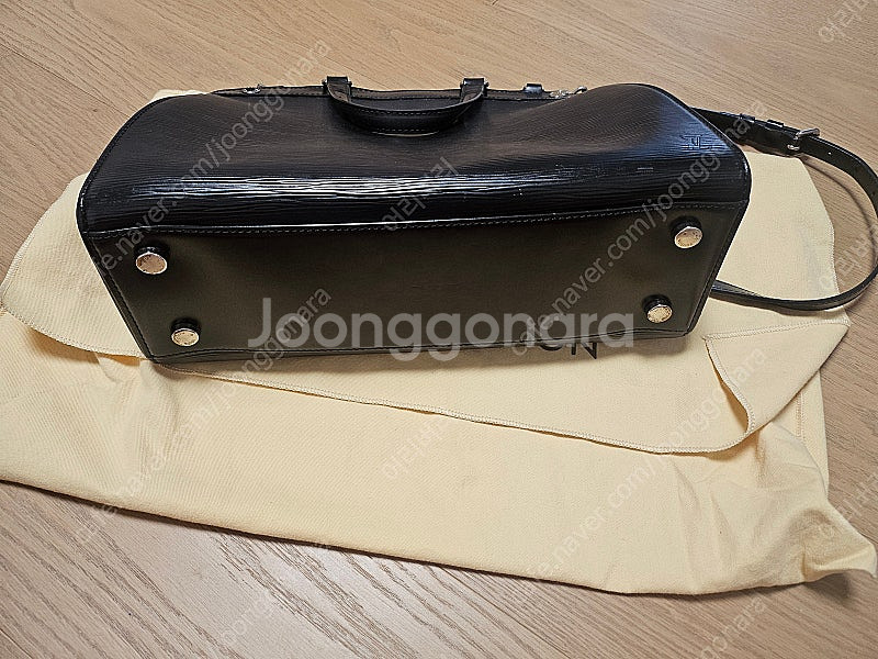 루이비통 에삐브레아 유광--4