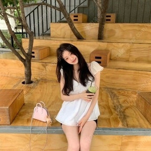 (새상품) 르플레인 엔젤 블라우스 M