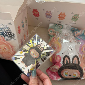 라부부 팝마트 하이라이트 시크릿