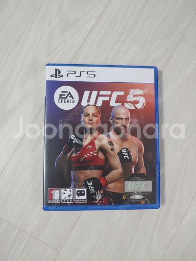 PS5 UFC5 팝니다 (35000원)--0