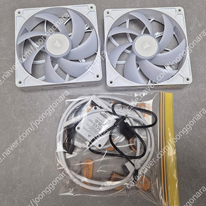 커세어 RX140 MAX RGB 2팩 팝니다.