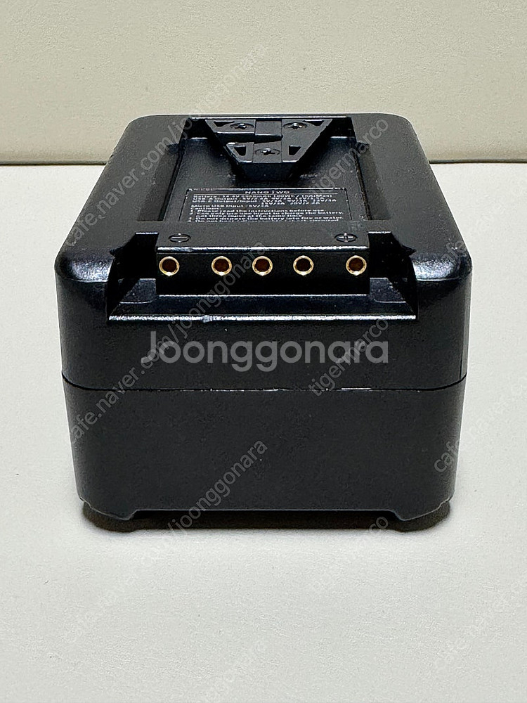 FXLION NANO TWO V마운트 배터리 판매합니다--5