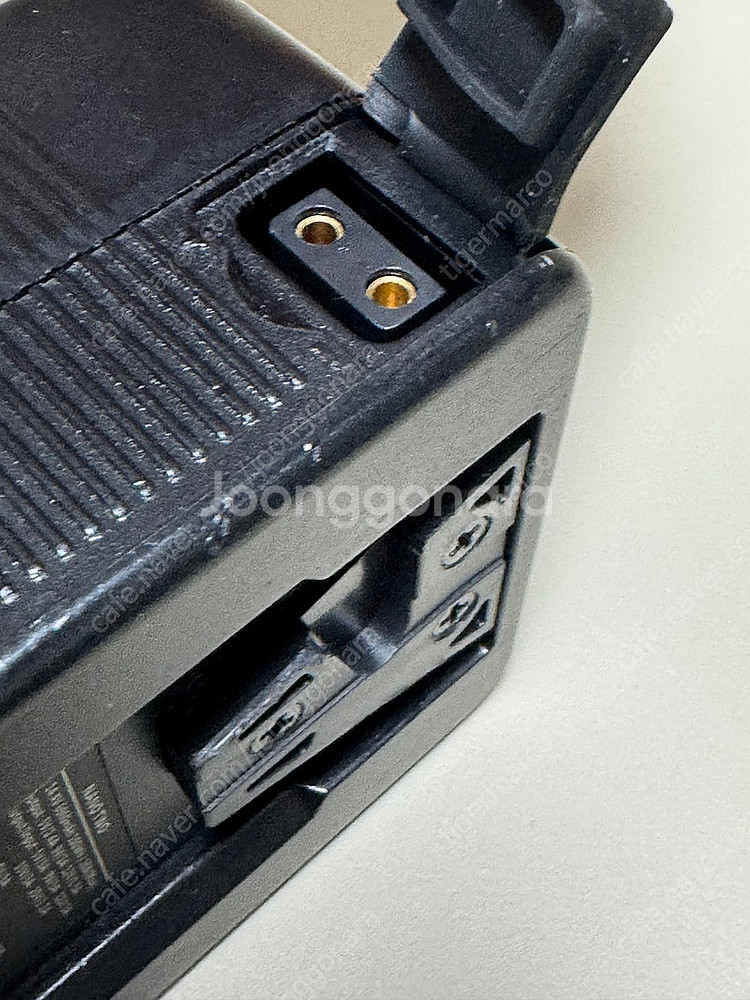 FXLION NANO TWO V마운트 배터리 판매합니다--6