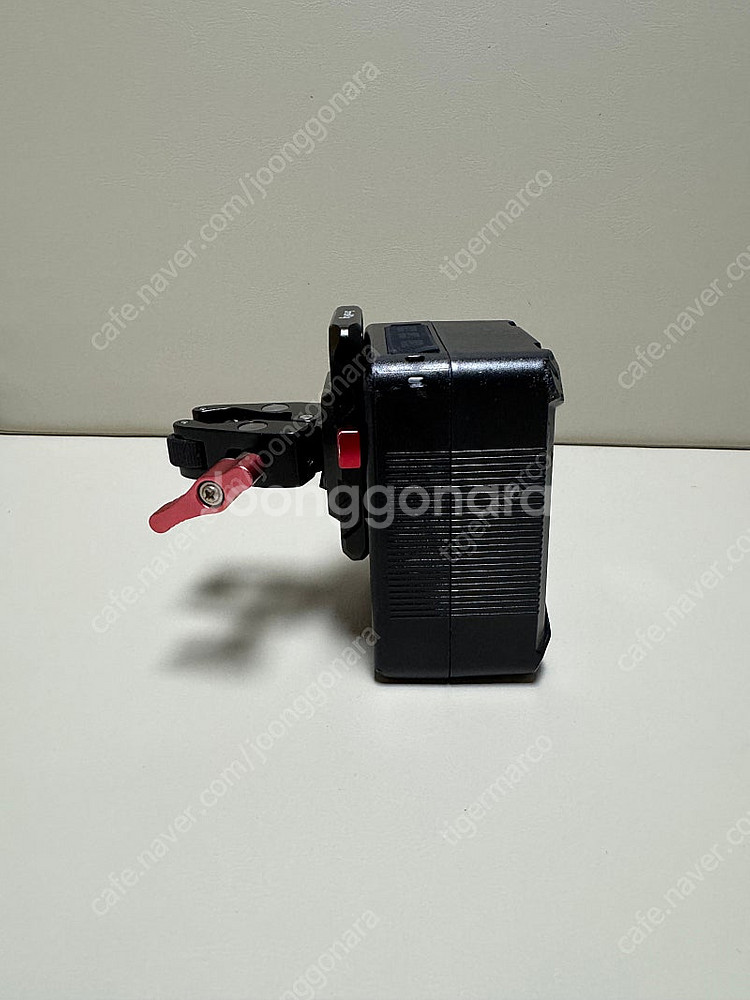 FXLION NANO TWO V마운트 배터리 판매합니다--9