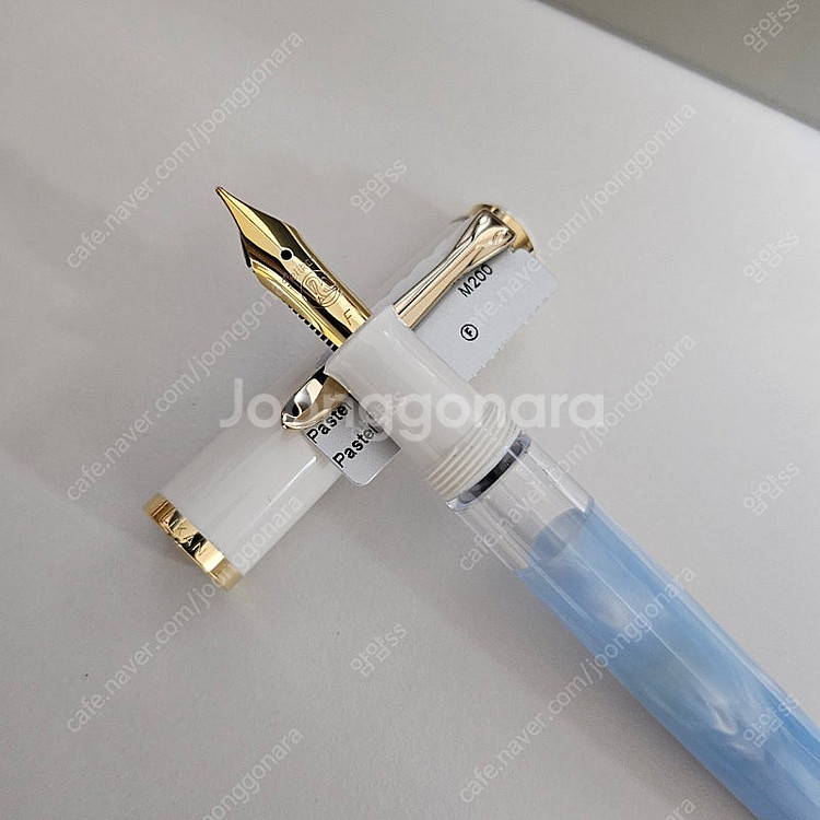 펠리칸 m200 파스텔블루 f닙--1