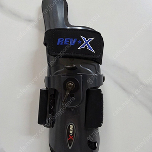 레브엑스 볼링 아대