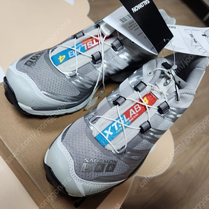 살로몬 XT-4 OG 샤크스킨 240MM