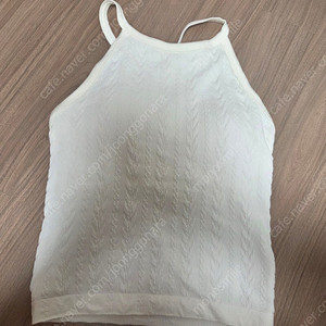 잇존 어패럴 브라탑