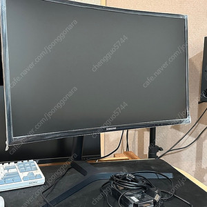 삼성cfg73 게이밍 모니터 144hz 27인치 커브드